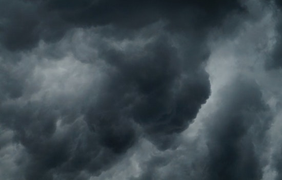 Boston Braces for Memorial Day Thunderstorms Before Welcoming Warmer Weather