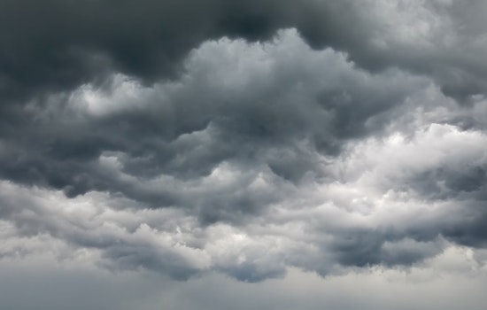Boston Clings to Cooler Weather With Showers as Red Sox Fans Face Damp Evenings at Fenway