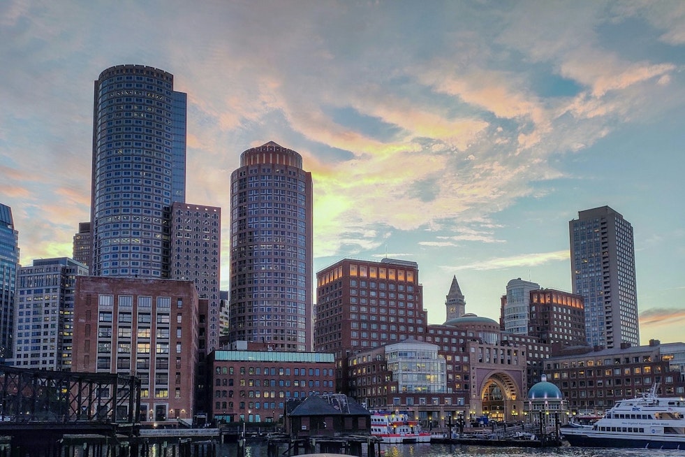 Boston to See Mild and Partly Cloudy Weekend with Mother's Day Showers Possible