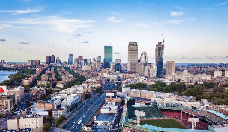 Boston Weekend Weather Mix: Sunny Start Yields to Overcast Skies and Rain Threats