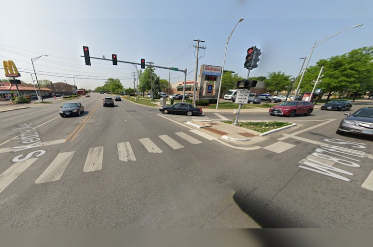 Brazen Smash-and-Grab Liquor Store Burglaries Strike Chicago's Far South Side