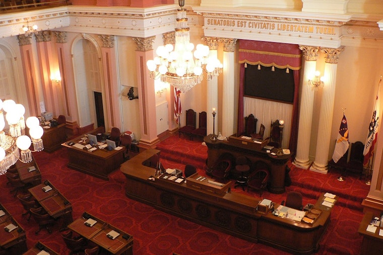 California Senate Backs Bill for Mandatory Speed Limiters in New Cars by 2032