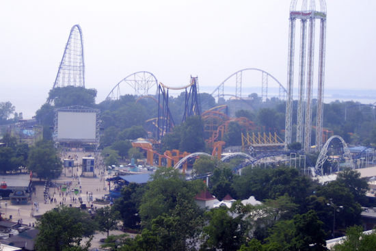 Cedar Point's Top Thrill 2 Shut Down for "Mechanical Modification," Leaving Thrill-Seekers in Limbo