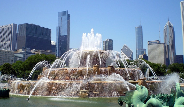 Chicago Buckingham Fountain's Spectacular Switch-On Ceremony