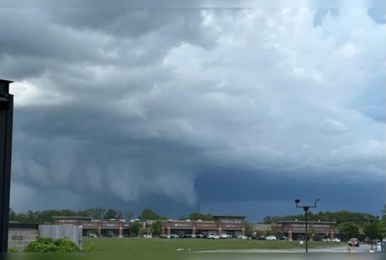 Chicago on Alert for Severe Weather With Thunderstorms and Tornado Risk Ahead of Memorial Day Weekend