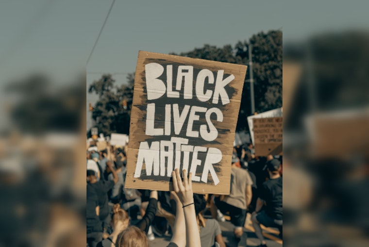 Chicago Opts for Settlement Over Trial in Lawsuit Alleging Racism, Sexism in Water Department