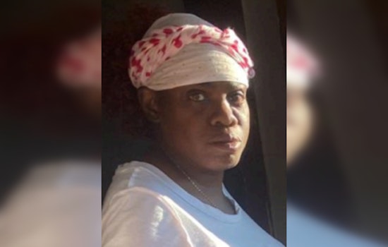 Chicago Police Issue Alert for Missing Woman, Kimberly Howard, Last Seen on West 103rd Street