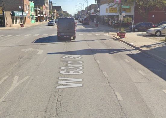 Chicago Woman Fatally Shot in Vehicle as Gunman Remains At Large
