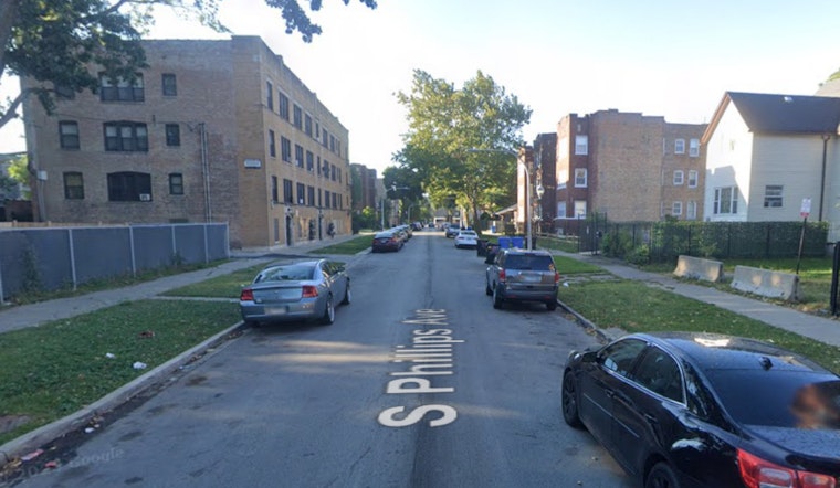 Chicago's Grand Crossing Neighborhood on Edge After Series of Burglaries