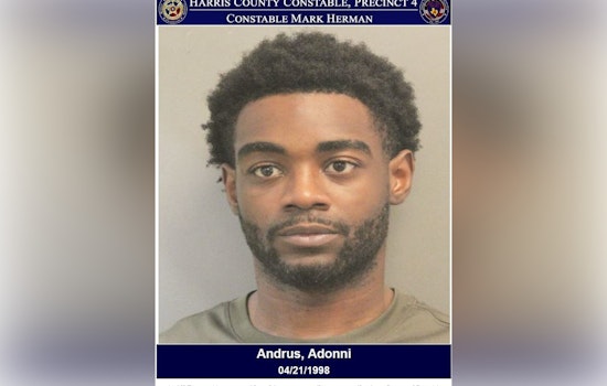 Convicted Felon Arrested with Loaded Gun During Traffic Stop in Harris County, Texas