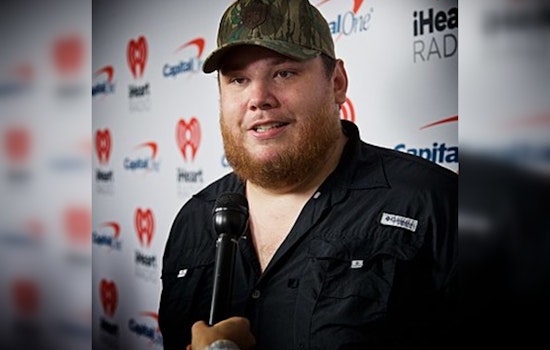 Country Star Luke Combs Sparks San Antonio Tex-Mex Frenzy as Alamodome Shows Sell Out