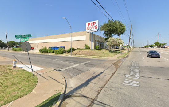 Dallas Police Investigate Fatal Shooting on Camp Wisdom Road, Seek Leads
