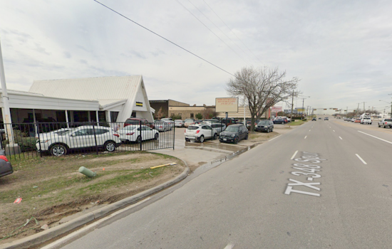 Dallas Police Launch Manhunt for Gunman After Predawn Shooting Leaves Man Dead on W. Northwest Highway