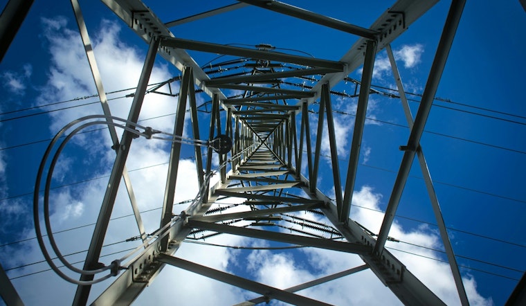 Daredevil Survives 40-Foot Fall and Electrocution During Dangerous Powerline Stunt in Portland