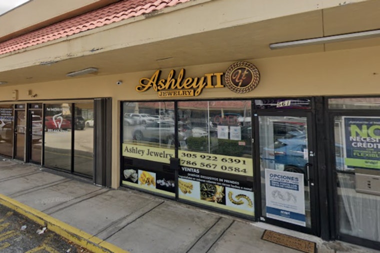 Daring Rooftop Burglary Attempt at Miami Jewelers Thwarted, Suspects Leave Without Loot