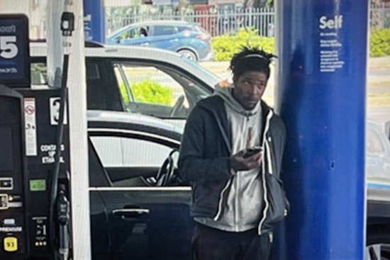DC Police Seek Suspect in Daylight Moped Robbery on New Jersey Avenue
