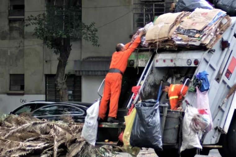 DeKalb County Grapples with Sanitation Woes as Residents and Workers Endure Trash Troubles