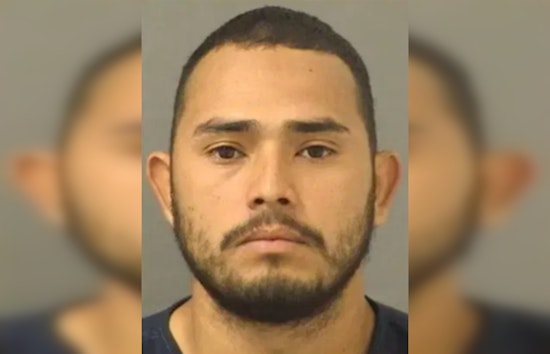 Deportation-Eluding Man in Florida Accused of Attacking Pregnant Teen, Charged with Battery