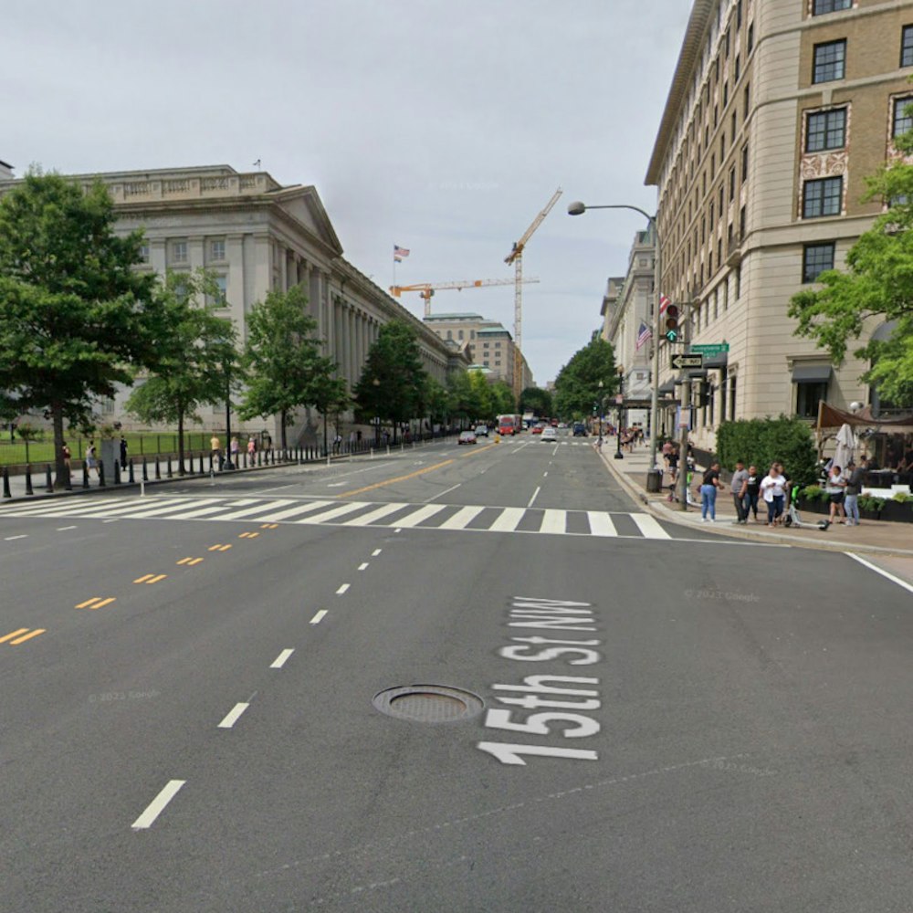 Driver Speeds Past DC Traffic Lights, Faces Grim End at White House Barrier