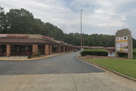 Duluth Man Found Fatally Shot in Vehicle at Gwinnett County Plaza as Police Seek Witnesses