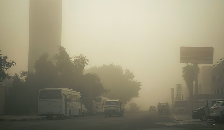 Dust Storm Shuts Down Sections of I-55 Near Bloomington, Illinois Authorities Urge Motorist Caution