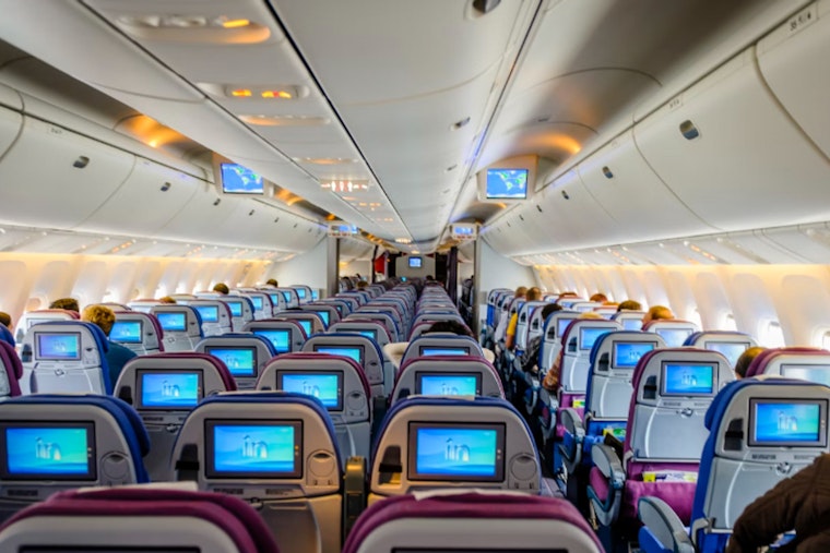 Emirates Flight Attendant's Heartwarming Surprise Reunion With Friend Becomes a TikTok Sensation