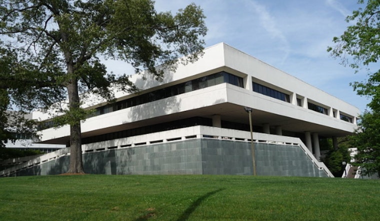 Emory University Relocates 2024 Commencement to Duluth's Gas South Arena Amid Campus Safety Concerns