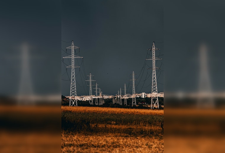 ERCOT Issues Weather Watch for Texas Amid High Heat, Urges Monitoring as Grid Faces Maintenance Outages
