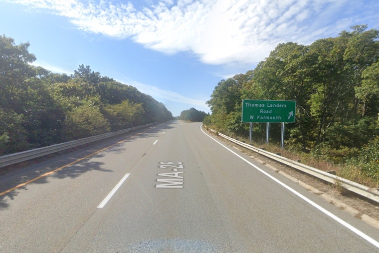 Falmouth Traffic Snarled by Tractor Trailer Rollover, Mulch Spill on RT-28
