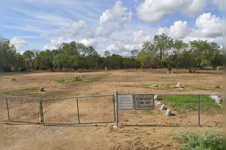 Family Outraged as Headstone of Larry Alvarez Stolen from Elmendorf City Cemetery in Texas