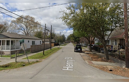 Firefighters Douse Early Morning Blaze at Abandoned House in Houston's Near Northside