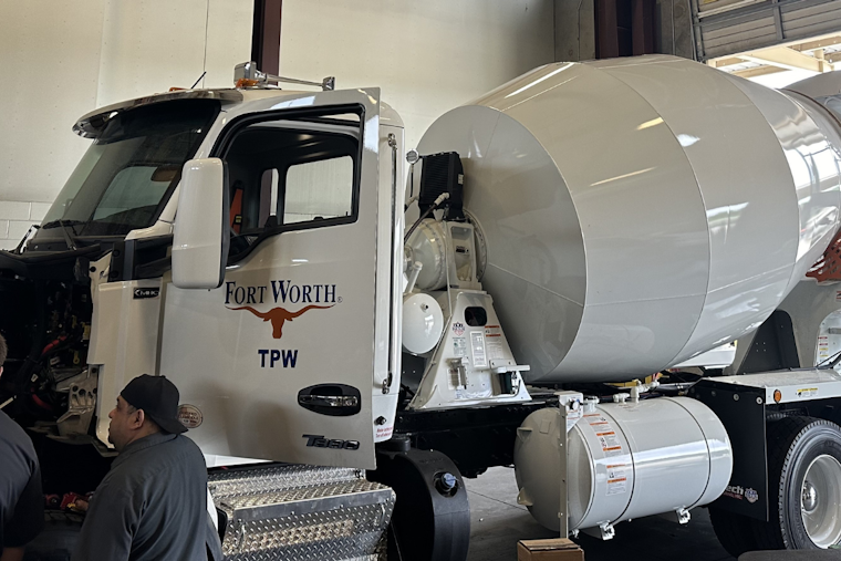 Fort Worth Bolsters Green Operations, Eyes Hybrid Tech for Enhanced Fleet Sustainability