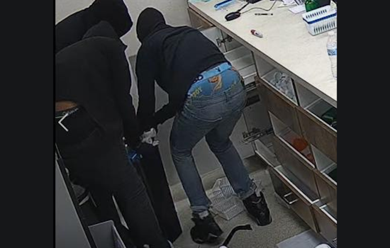 Fort Worth Police in Pursuit of Four Suspected Pharmacy Burglars in High-Stakes Prescription Drug Heist