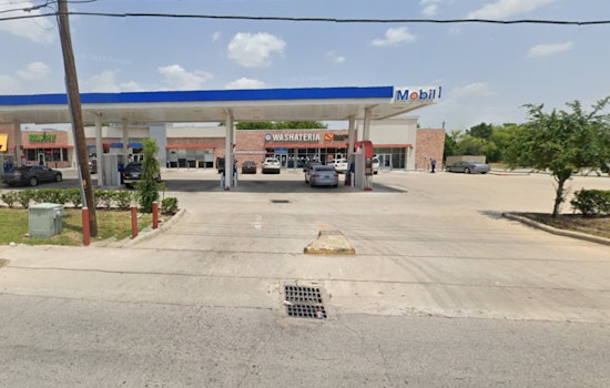 Four People Wounded in Late Night Shooting at South Houston Gas Station