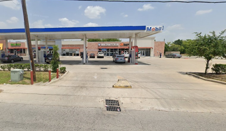 Four People Wounded in Late Night Shooting at South Houston Gas Station