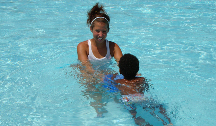Garland Opens Registration for Summer Swim Lessons at Bradfield Pool for All Ages