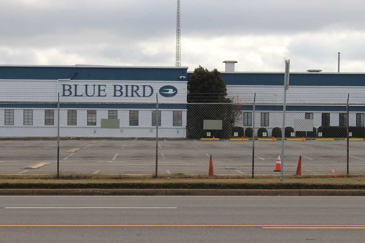 Georgia School Bus Manufacturer Blue Bird Ratifies Historic First - Vimarsana News