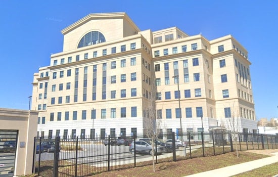 Georgia Supreme Court Race Heats Up as John Barrow Challenges Incumbent Pinson, Focusing on Abortion Rights