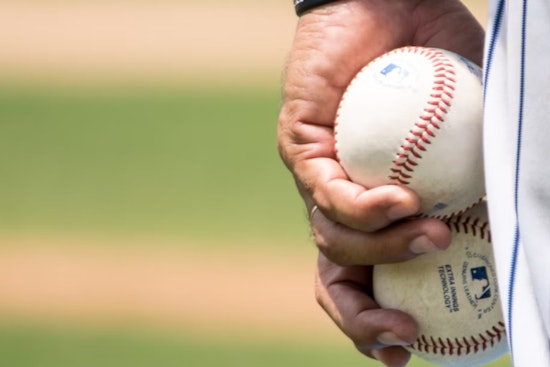 Georgia's Charlie Condon Shatters NCAA Records, Eyes Golden Spikes and MLB Draft as Bulldogs' Phenom