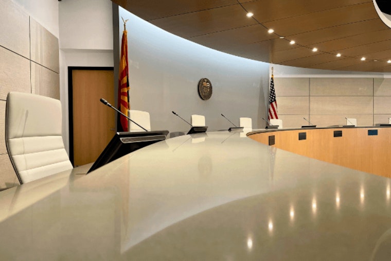 Gilbert Town Council Adopts New Measures to Curb Teen Violence, Bans Brass Knuckles for Minors