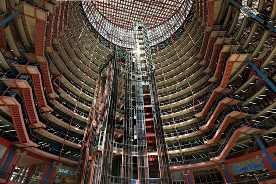 Google Begins Transformative Revamp of Chicago's Thompson Center, Preserves Iconic Atrium