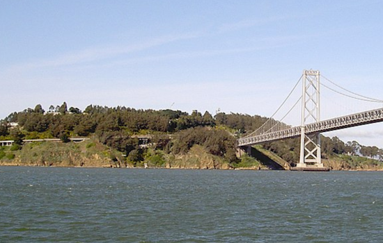 Grass Fire on Yerba Buena Island Shuts Down Bay Bridge Lanes, Disrupts San Francisco Traffic