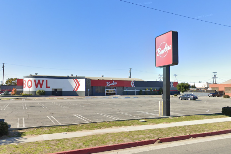 Gunfire in Parking Lot of Torrance Bowling Alley Wounds One, Sparks Investigation