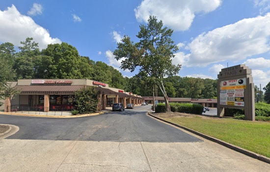 Gwinnett County Police Investigate Early Morning Killing of Duluth Man in Lilburn Shopping Center