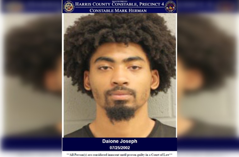 Harris County Deputies Arrest Man for Unlawful Weapon Possession During Traffic Stop