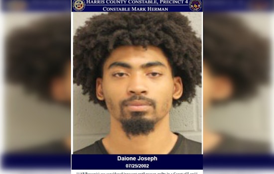 Harris County Deputies Arrest Man for Unlawful Weapon Possession During Traffic Stop