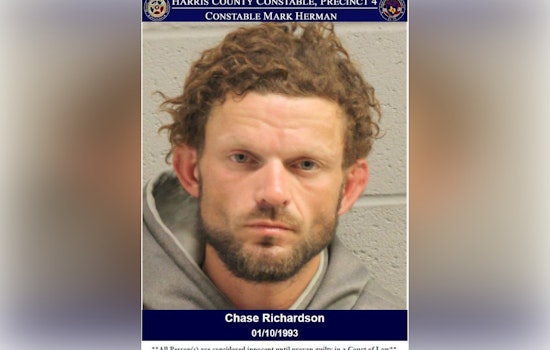 Harris County Deputies Nab Suspect Chase Richardson After Foot Chase on Theft, Evading Arrest Charges