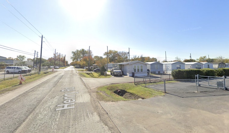 Harris County Deputy Shoots Man Armed with Metal Bat During Standoff