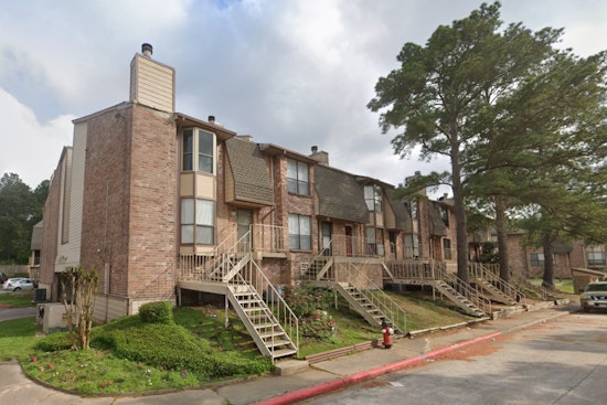 Harris County Sheriff's Office Investigates Fatal Shooting at Apartment Complex