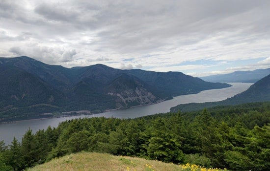 Hillsboro Hiker, 22, Dies After Tragic Fall in Columbia River Gorge